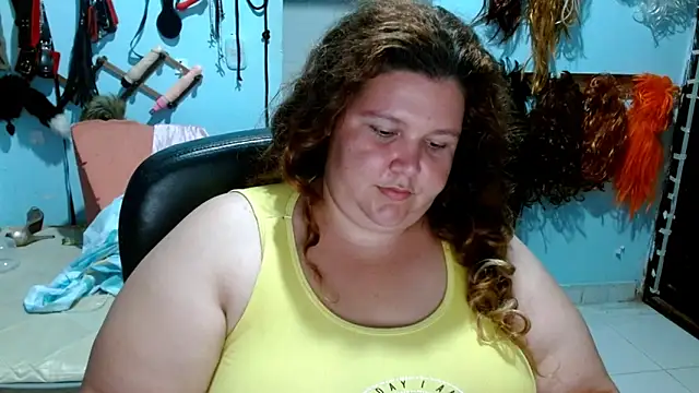 squirt322bbw online show from September 10, 2025, 9:15 pm