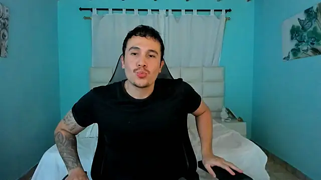 Snapshot of juan__jimenez chatting on April 3, 2026, 9:02 pm juan jimenez online show from April 3, 2026, 9:02 pm