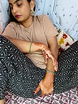 Snapshot of Beautifulsex4u chatting on October 24, 2025, 7:21 pm Beautifulsex4u online show from October 24, 2025, 7:21 pm