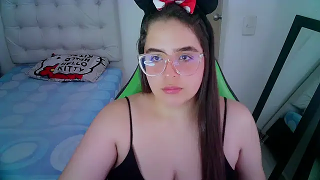  alicia z online show from December 17, 2024, 6:09 pm