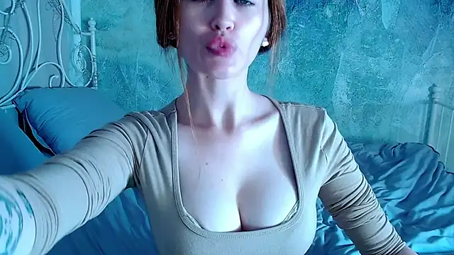 millllina online show from October 16, 2025, 1:39 am