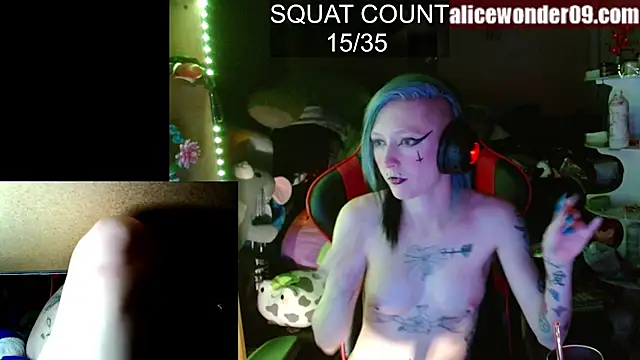 alicewonder09 online show from February 16, 2025, 11:16 am