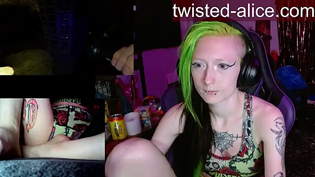 alicewonder09 online show from April 19, 2026, 5:29 am