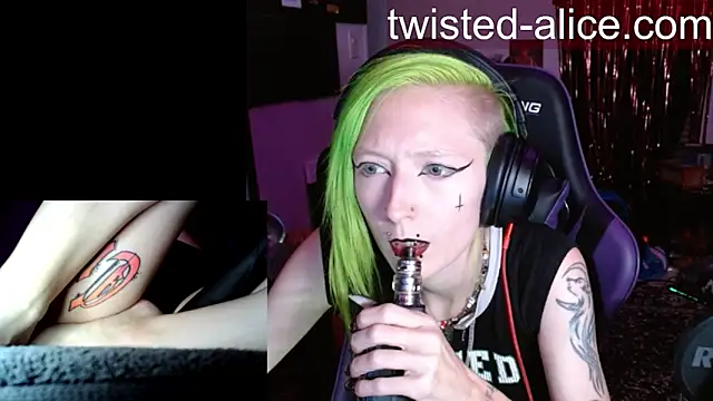 alicewonder09 online show from June 28, 2026, 3:12 am