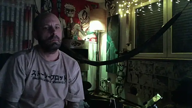 Snapshot of SpicyJoint chatting on November 4, 2025, 9:25 pm SpicyJoint online show from November 4, 2025, 9:25 pm