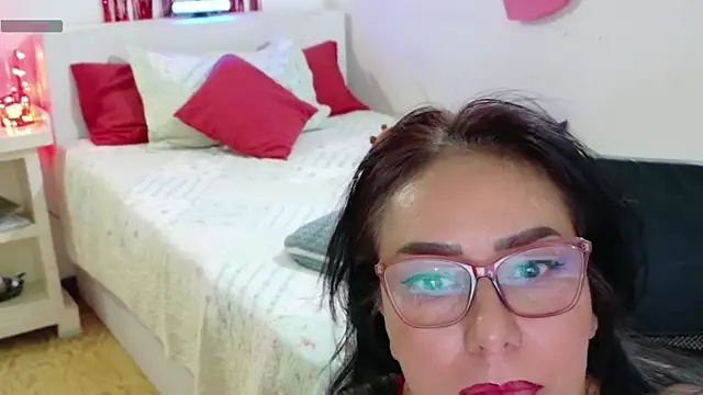 hottplay online show from February 12, 2026, 4:57 pm