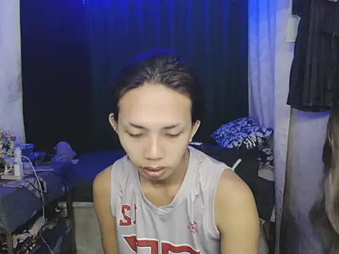 Snapshot of MirabelleNotch chatting on April 26, 2026, 4:59 pm MirabelleNotch online show from April 26, 2026, 4:59 pm