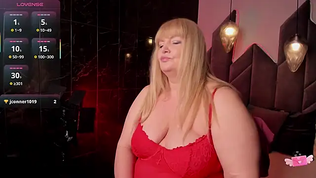 Snapshot of NicoleKind chatting on February 24, 2026, 5:27 am NicoleKind online show from February 24, 2026, 5:27 am