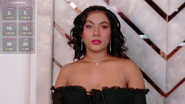 Snapshot of Sara_Boom chatting on July 4, 2026, 8:15 pm Sara Boom online show from July 4, 2026, 8:15 pm