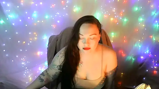 Snapshot of Victoria_Marks chatting on June 30, 2026, 10:55 pm Victoria Marks online show from June 30, 2026, 10:55 pm