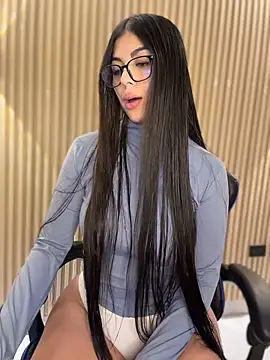 Sarasanders 4 online show from March 19, 2026, 3:54 am