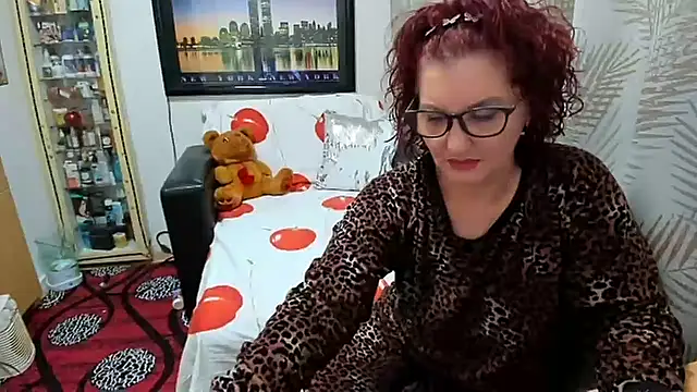 Mature4you44 online show from April 8, 2026, 8:47 am