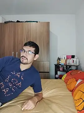 Isaandysex2428 online show from November 15, 2025, 1:36 am