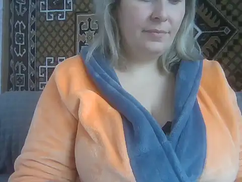 Diana Britt online show from February 16, 2026, 8:10 am