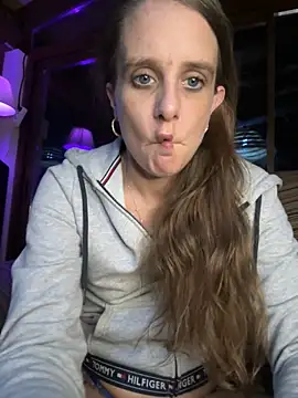 LadyChantale online show from January 22, 2025, 5:38 pm