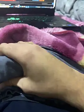 Snapshot of bigdiiiickkk chatting on March 3, 2026, 1:34 am bigdiiiickkk online show from March 3, 2026, 1:34 am