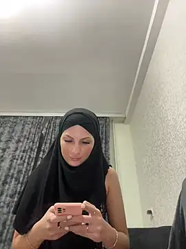 GumusGuray online show from February 8, 2025, 12:06 am