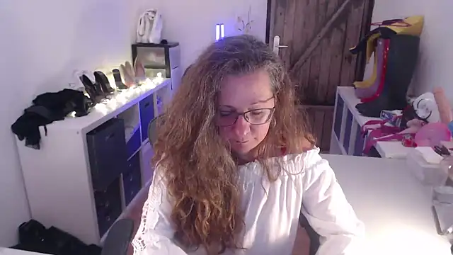 Snapshot of GeilesLuder75 chatting on May 11, 2026, 4:04 pm GeilesLuder75 online show from May 11, 2026, 4:04 pm