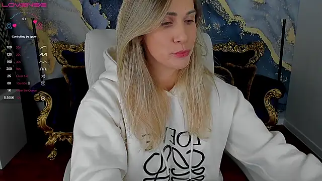 CassandraGood online show from December 11, 2024, 8:50 pm