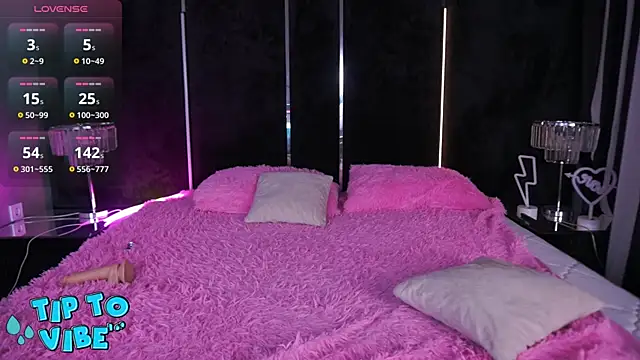 CassandraGood online show from January 11, 2025, 1:37 am