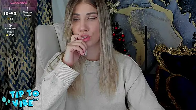 CassandraGood online show from January 17, 2025, 8:44 pm