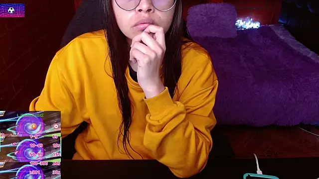 Snapshot of MidoriQuiinn chatting on July 1, 2026, 4:29 pm MidoriQuiinn online show from July 1, 2026, 4:29 pm