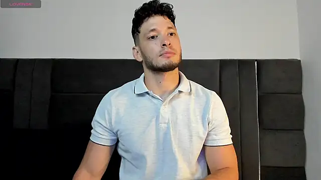 alejandro  2 online show from April 14, 2026, 6:36 pm