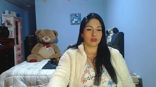 sahtlove1 online show from May 15, 2026, 11:23 pm