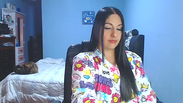 Snapshot of sahtlove1 chatting on July 1, 2026, 3:41 am sahtlove1 online show from July 1, 2026, 3:41 am