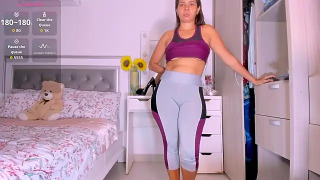 sharonDulce online show from February 12, 2026, 2:17 am