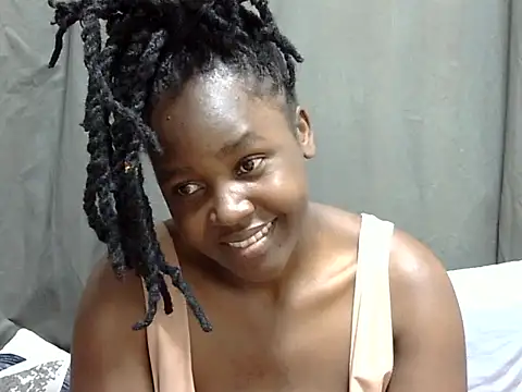 Snapshot of Sweet_ebony20 chatting on March 28, 2026, 4:39 pm Sweet ebony20 online show from March 28, 2026, 4:39 pm