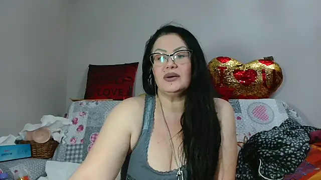 x  KHALEESI  x online show from December 13, 2024, 9:52 pm