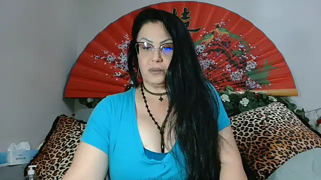 Snapshot of x__KHALEESI__x chatting on July 28, 2026, 8:52 pm x KHALEESI x online show from July 28, 2026, 8:52 pm