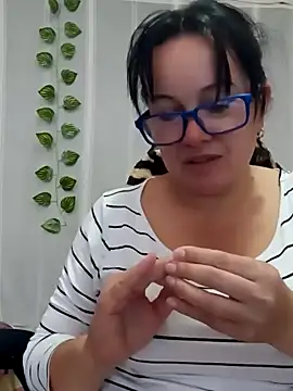 Snapshot of Sonialorens_ chatting on January 25, 2025, 6:46 pm Sonialorens  online show from January 25, 2025, 6:46 pm