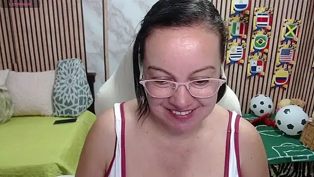 Snapshot of Sonialorens_ chatting on June 29, 2026, 4:07 pm Sonialorens online show from June 29, 2026, 4:07 pm