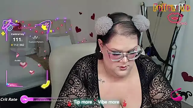 GiannaMorrys online show from November 9, 2025, 3:05 am