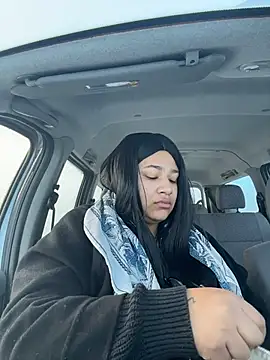 Snapshot of IamSashaLuv chatting on January 6, 2026, 7:56 am IamSashaLuv online show from January 6, 2026, 7:56 am