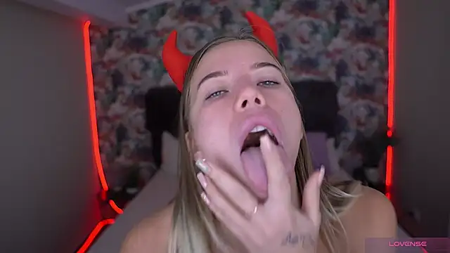 Sexy Ira online show from October 11, 2025, 6:23 am