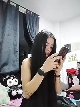 lorena allison  online show from April 30, 2026, 5:25 am