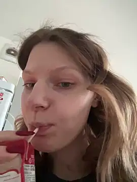 MaryHiggins online show from February 6, 2025, 1:43 pm