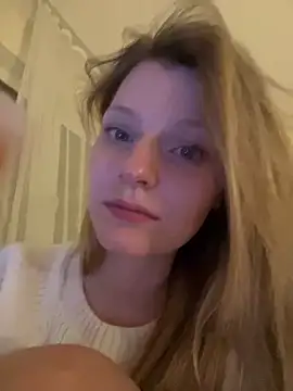 MaryHiggins online show from October 12, 2025, 6:18 pm