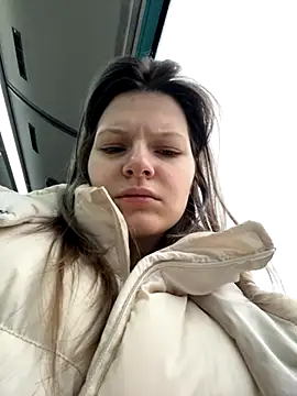 MaryHiggins online show from November 29, 2025, 11:35 am