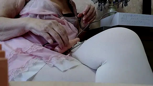 Anabelldestiny online show from March 11, 2025, 11:01 am