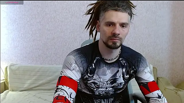 Aestheticguy101 online show from March 27, 2026, 8:26 am