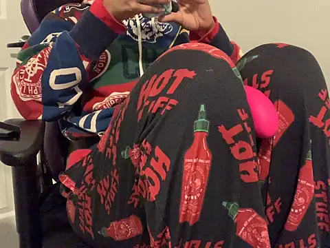 RylHoneyy online show from December 11, 2024, 2:30 am