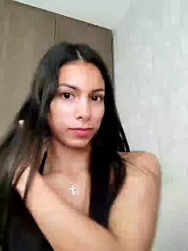 Snapshot of Angelinalombardi_ chatting on March 18, 2025, 4:48 pm Angelinalombardi  online show from March 18, 2025, 4:48 pm