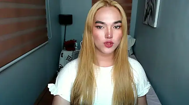 MoaningKylie online show from January 18, 2025, 9:45 am