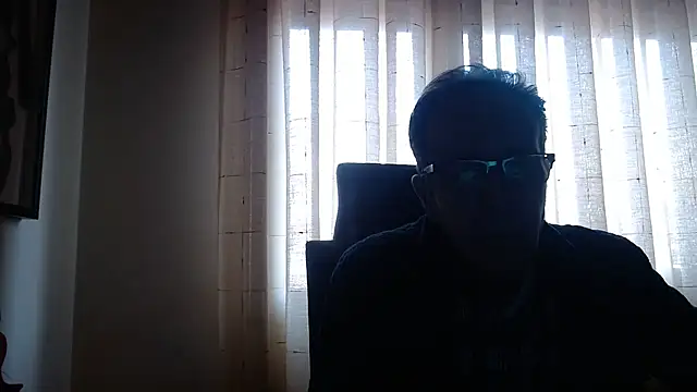 Snapshot of TonyComa chatting on December 1, 2025, 3:17 pm TonyComa online show from December 1, 2025, 3:17 pm