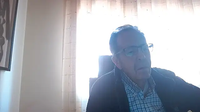 Snapshot of TonyComa chatting on December 3, 2025, 12:36 pm TonyComa online show from December 3, 2025, 12:36 pm