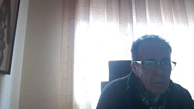 Snapshot of TonyComa chatting on January 12, 2026, 11:48 am TonyComa online show from January 12, 2026, 11:48 am